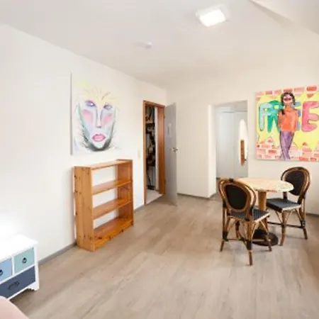 Homestay Haus Haas Zimmer&fewo Lauda-Koenigshofen