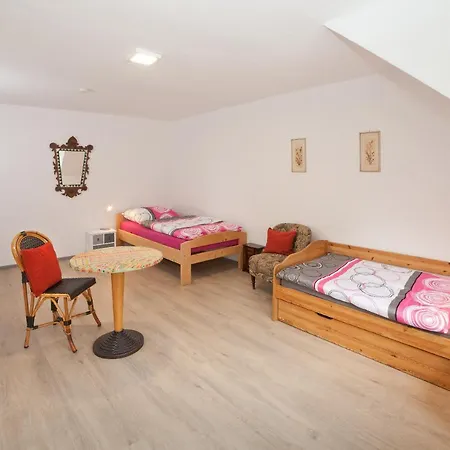 Haus Haas Zimmer&fewo * Lauda-Koenigshofen